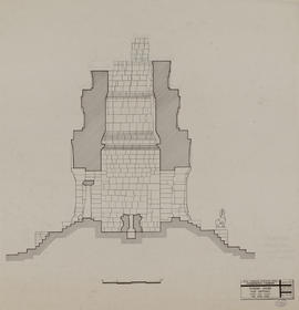 Phnom Krom - tour centrale: coupe EO vue vers N (Coupe).