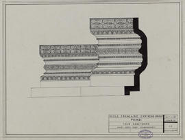 Pimay - 1e enc., tour centrale, avant-corps O: soubassement (Élévation).
