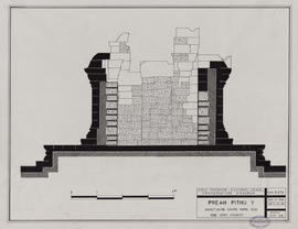 Preah Pithu Y - sanctuaire tour centrale: coupe NS (Coupe).