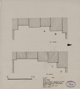 Bayon - 2e enc., aile E, moitié N, au pied de galerie I/E, sondages By 2a: galerie ext., soubasse...